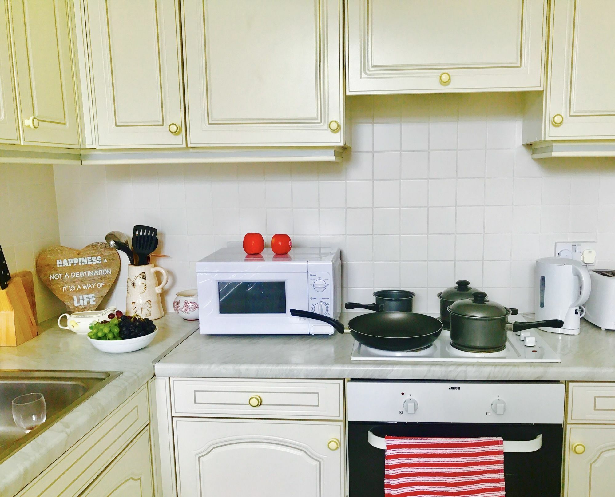 Grosvenor Apartments Бат Екстериор снимка