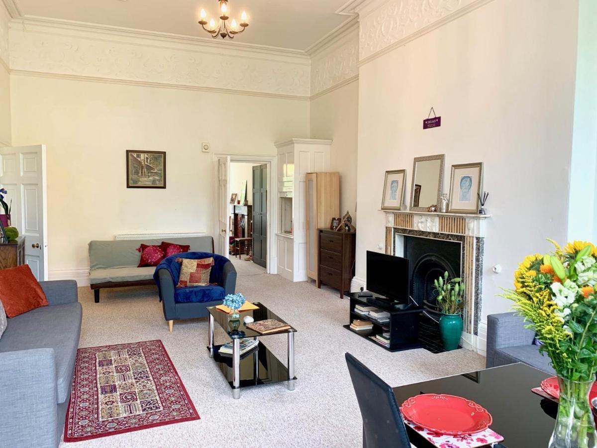 Grosvenor Apartments Бат Екстериор снимка